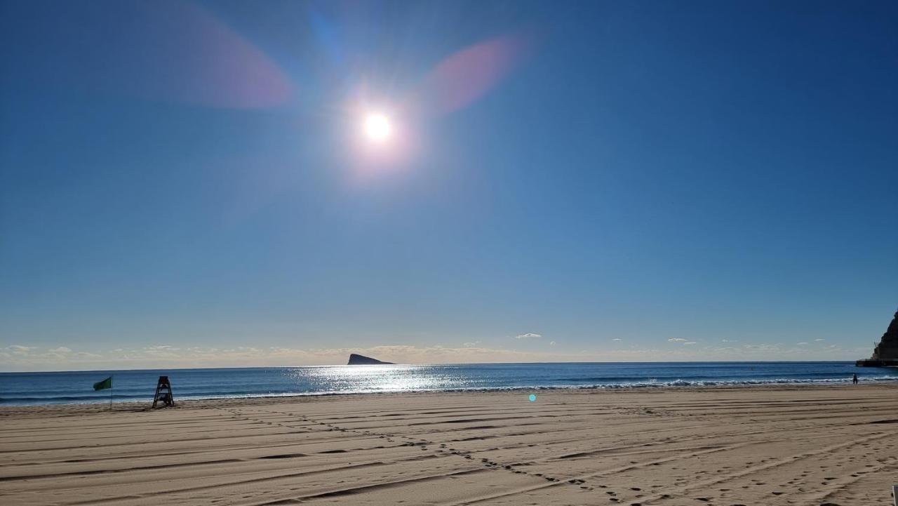 Apartamento Sunset Waves Benidorm Julieta Vistas Al Mar Premium 200 Mt2 Con Jacuzzi En Terraza Exterior foto