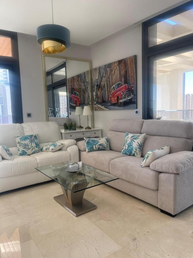 Apartamento Sunset Waves Benidorm Julieta Vistas Al Mar Premium 200 Mt2 Con Jacuzzi En Terraza Exterior foto